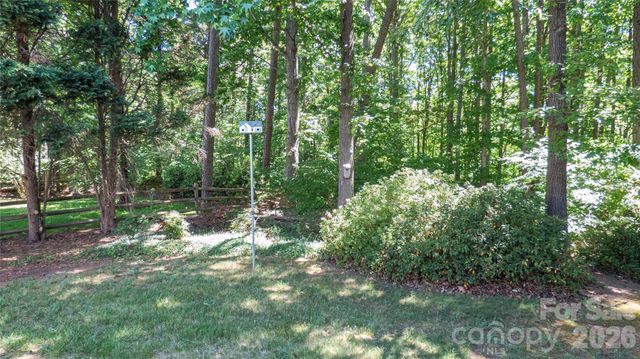 6009 Skyline Drive, Charlotte, NC 28269