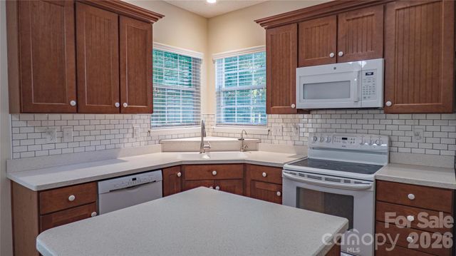6009 Skyline Drive, Charlotte, NC 28269