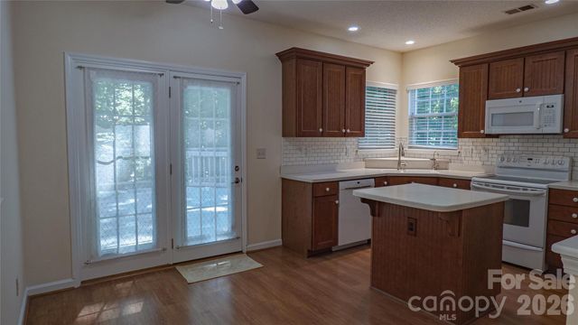 6009 Skyline Drive, Charlotte, NC 28269
