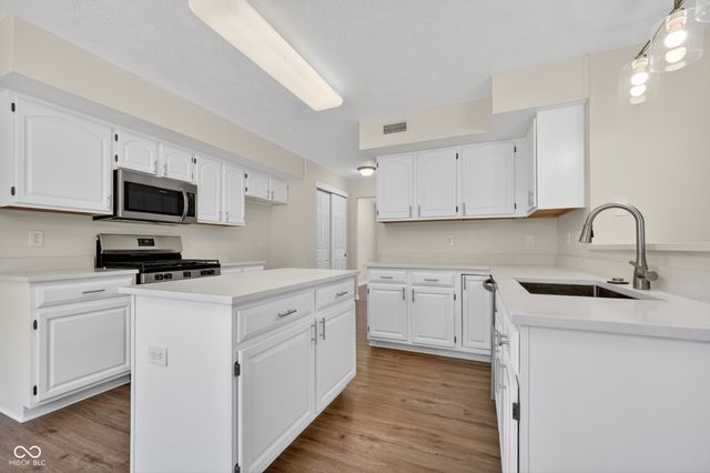 5794 Annandale Drive, Carmel, IN 46033