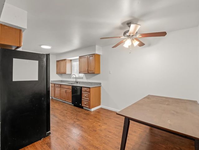 2337 S Maple Avenue, Fresno, CA 93725