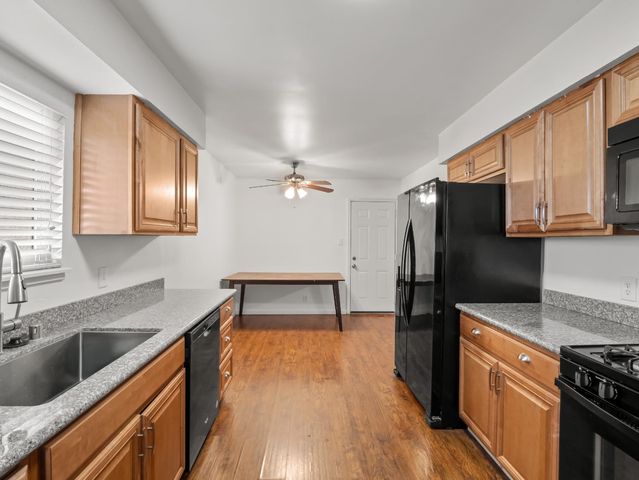 2337 S Maple Avenue, Fresno, CA 93725