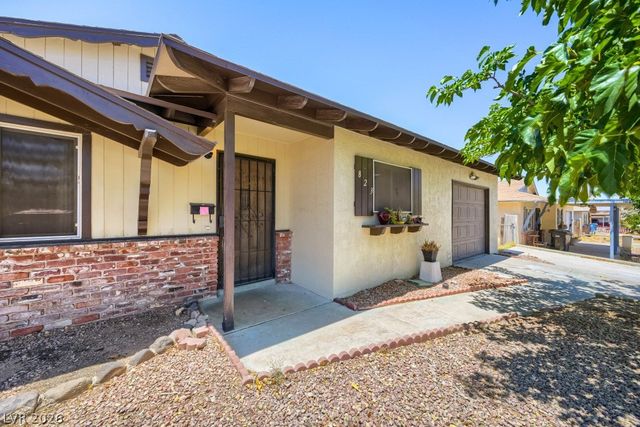 823 Center Street, Henderson, NV 89015