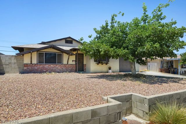 823 Center Street, Henderson, NV 89015