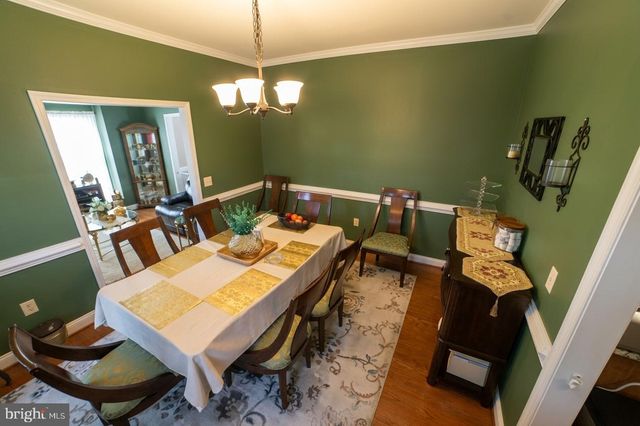 56 COUNTRY MANOR DR, Fredericksburg, VA 22406