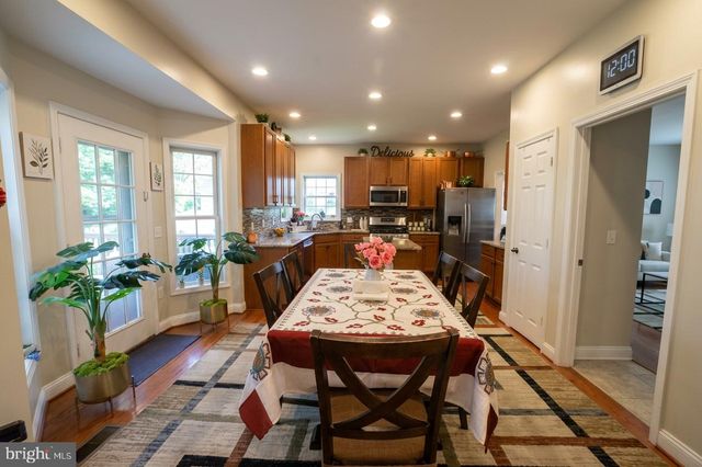 56 COUNTRY MANOR DR, Fredericksburg, VA 22406