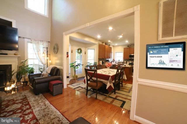 56 COUNTRY MANOR DR, Fredericksburg, VA 22406