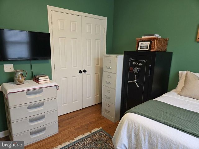 56 COUNTRY MANOR DR, Fredericksburg, VA 22406