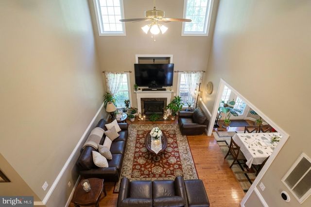 56 COUNTRY MANOR DR, Fredericksburg, VA 22406