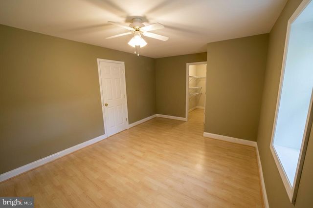 56 COUNTRY MANOR DR, Fredericksburg, VA 22406