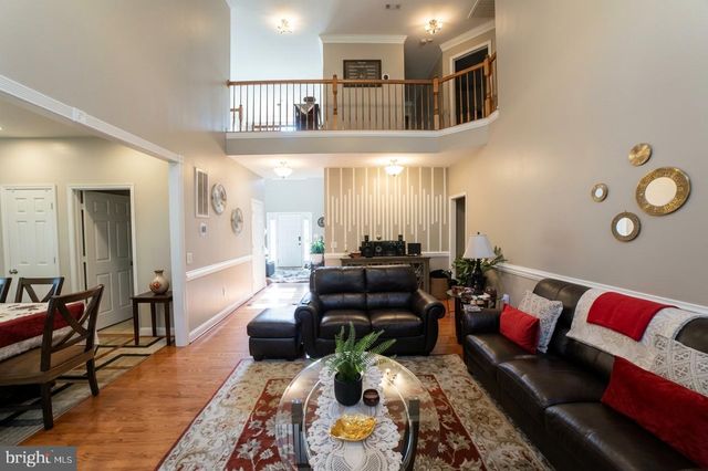 56 COUNTRY MANOR DR, Fredericksburg, VA 22406
