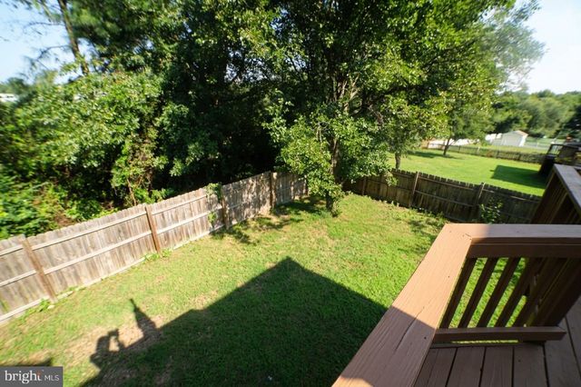 56 COUNTRY MANOR DR, Fredericksburg, VA 22406