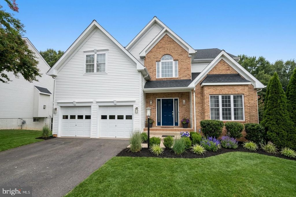 56 COUNTRY MANOR DR, Fredericksburg, VA 22406