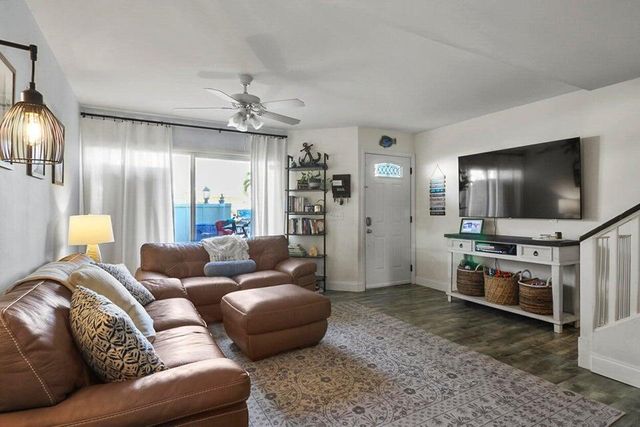 6335 Riverwalk Lane 3, Jupiter, FL 33458