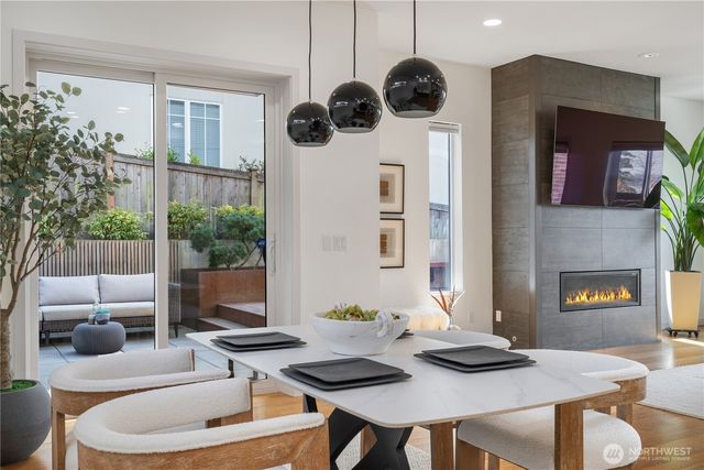 10315 NE 65th Wy, Kirkland, WA 98033