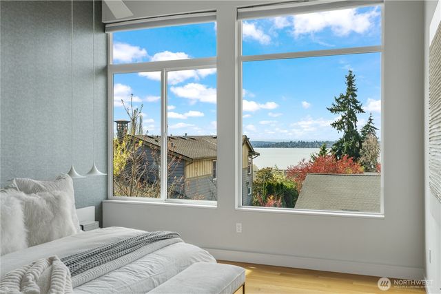 10315 NE 65th Wy, Kirkland, WA 98033