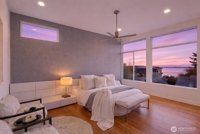 10315 NE 65th Wy, Kirkland, WA 98033