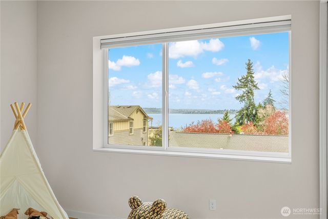 10315 NE 65th Wy, Kirkland, WA 98033