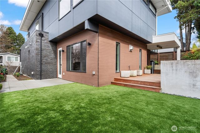 10315 NE 65th Wy, Kirkland, WA 98033