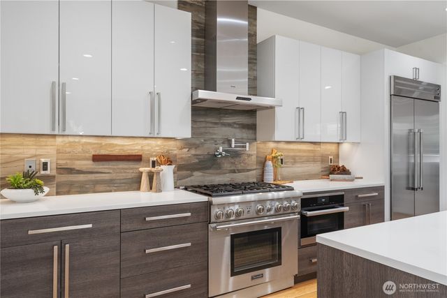 10315 NE 65th Wy, Kirkland, WA 98033