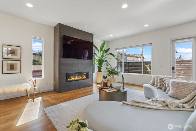 10315 NE 65th Wy, Kirkland, WA 98033