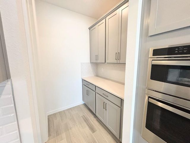 9299 SW Lorenzo Way, Port St Lucie, FL 34987