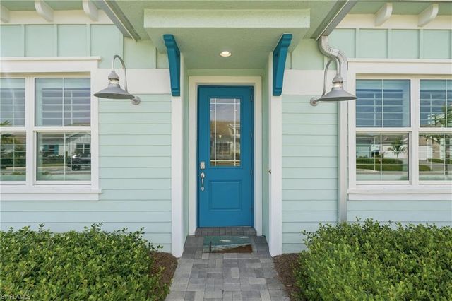 7226 Saona CT, Naples, FL 34113