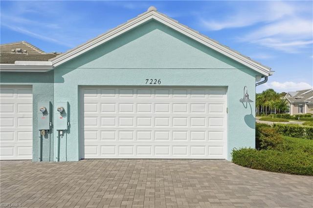 7226 Saona CT, Naples, FL 34113