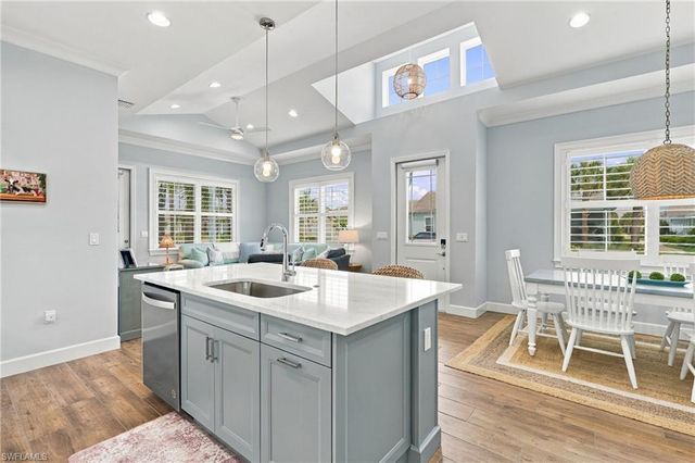 7226 Saona CT, Naples, FL 34113