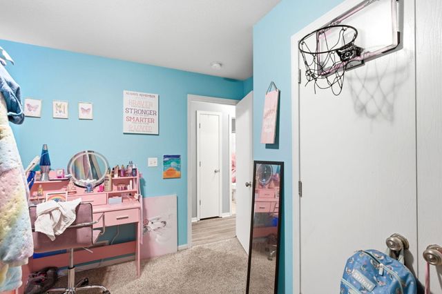 6 AMAZON DR, Columbia, MO 65202