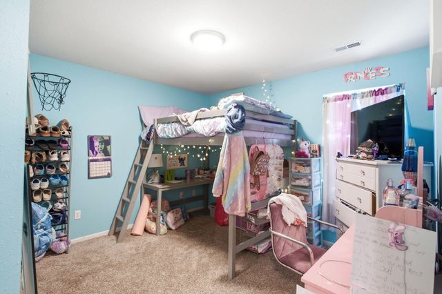 6 AMAZON DR, Columbia, MO 65202