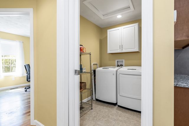 15 Hourihan St, Peabody, MA 01960