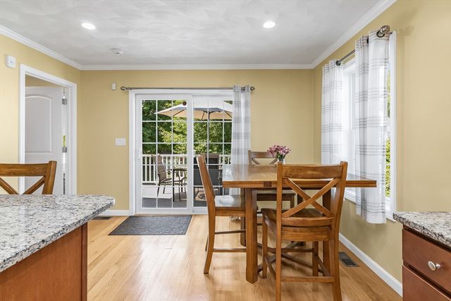 15 Hourihan St, Peabody, MA 01960