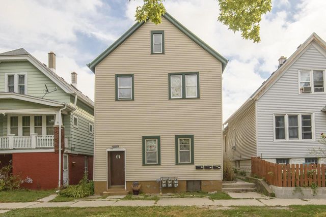 1936 S 7 STREET, Milwaukee, WI 53204