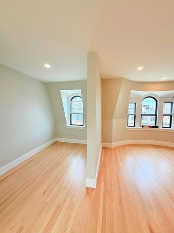 147 West Concord 4, Boston, MA 02118