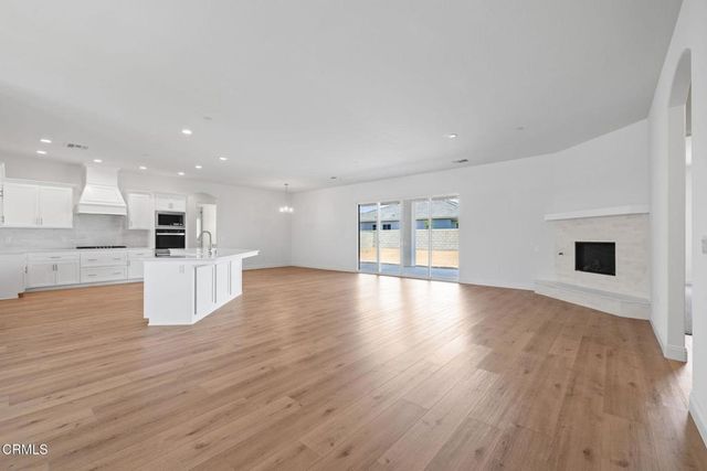 7516 Ruthburg Way, Bakersfield, CA 93314