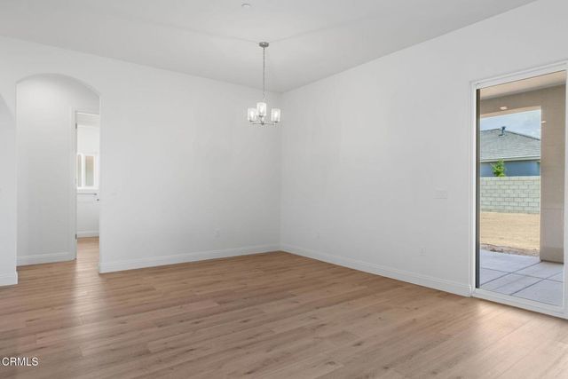 7516 Ruthburg Way, Bakersfield, CA 93314