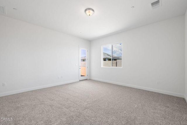 7516 Ruthburg Way, Bakersfield, CA 93314