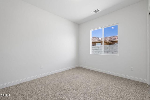 7516 Ruthburg Way, Bakersfield, CA 93314