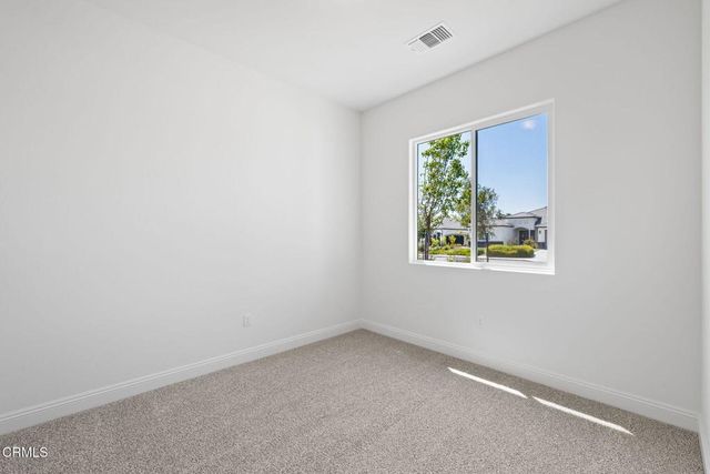 7516 Ruthburg Way, Bakersfield, CA 93314