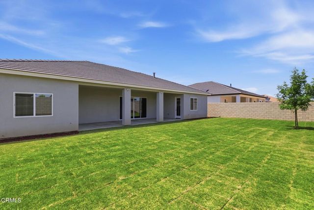 7516 Ruthburg Way, Bakersfield, CA 93314