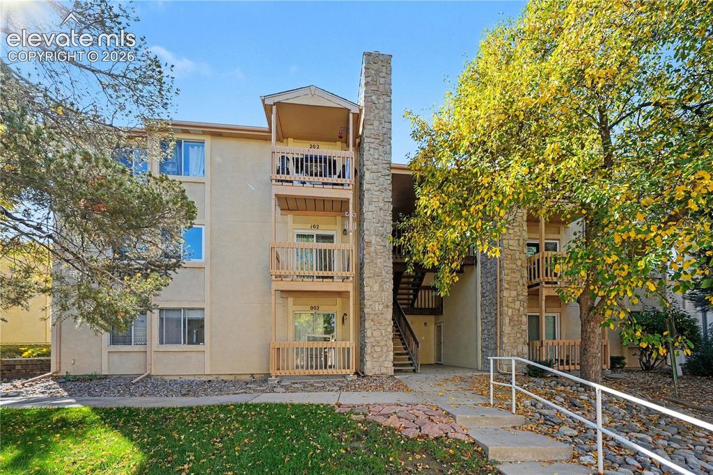 842 Tenderfoot Hill Road 101, Colorado Springs, CO 80906 — exterior