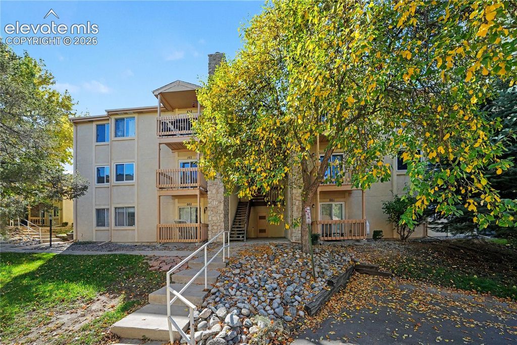 842 Tenderfoot Hill Road 101, Colorado Springs, CO 80906 — photo 2