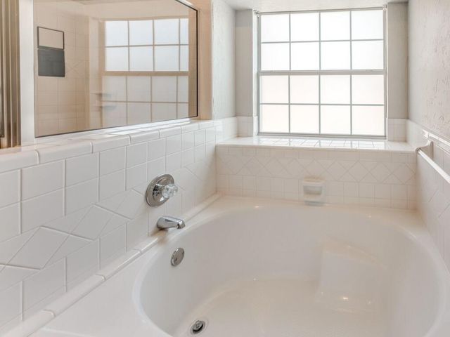 3001 Weymouth Way, Norman, OK 73071