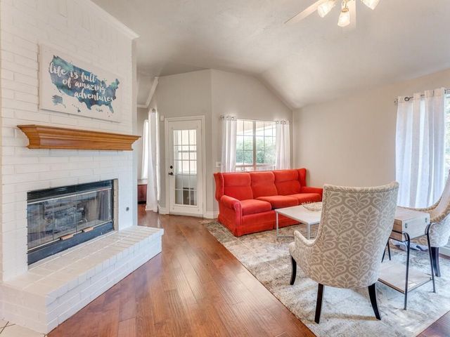 3001 Weymouth Way, Norman, OK 73071