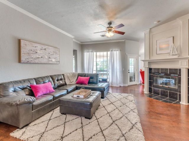 3001 Weymouth Way, Norman, OK 73071