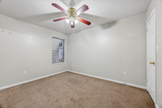 501 W 26th ST 121, Austin, TX 78705