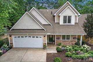 50 Beekeeper Trail, Swannanoa, NC 28778