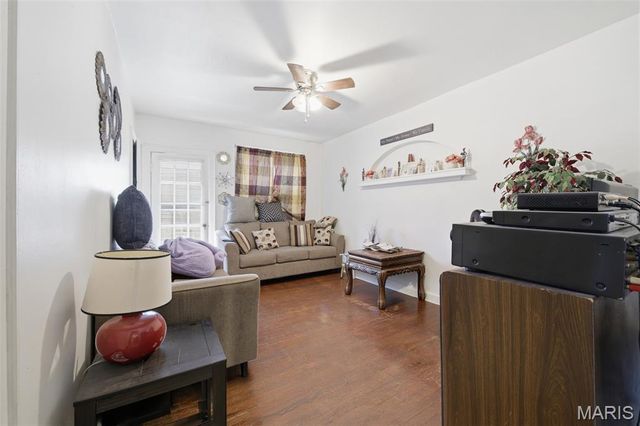 4260 Michigan Avenue, St Louis, MO 63111