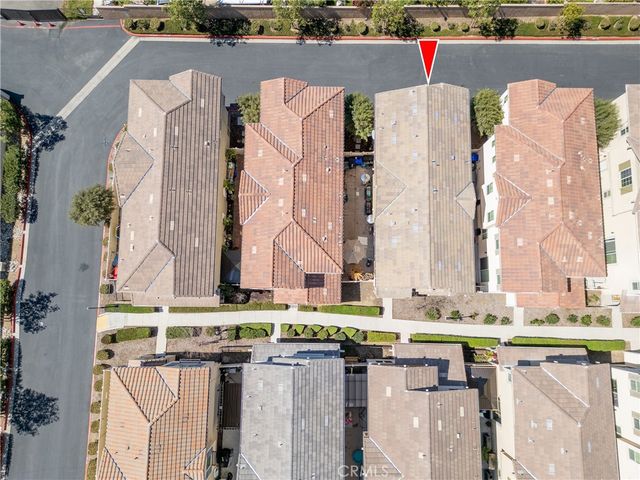 687 S Mandarin Lane, Rialto, CA 92376
